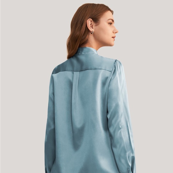 NWOT LilySilk Bow-tie Neck 100% Silk Charmeuse Black 22MM Mulberry Size XL - Picture 8 of 8